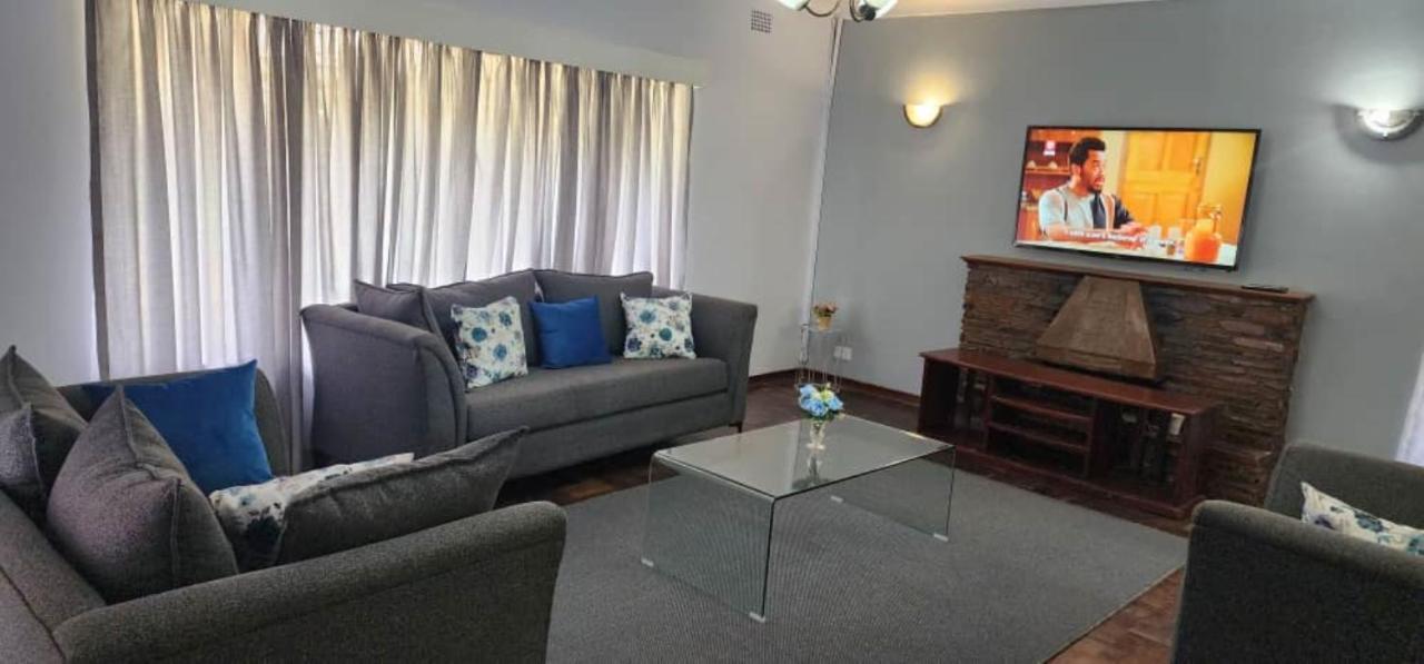 Lovely 3 Bed In Mount Pleasant - 2153 Harare Eksteriør billede